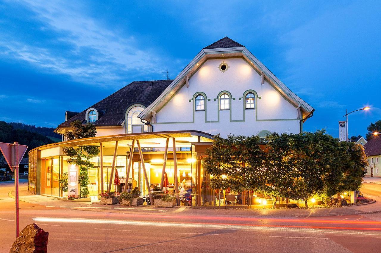 Hotel-Restaurant-Café Krainer Langenwang Exterior foto